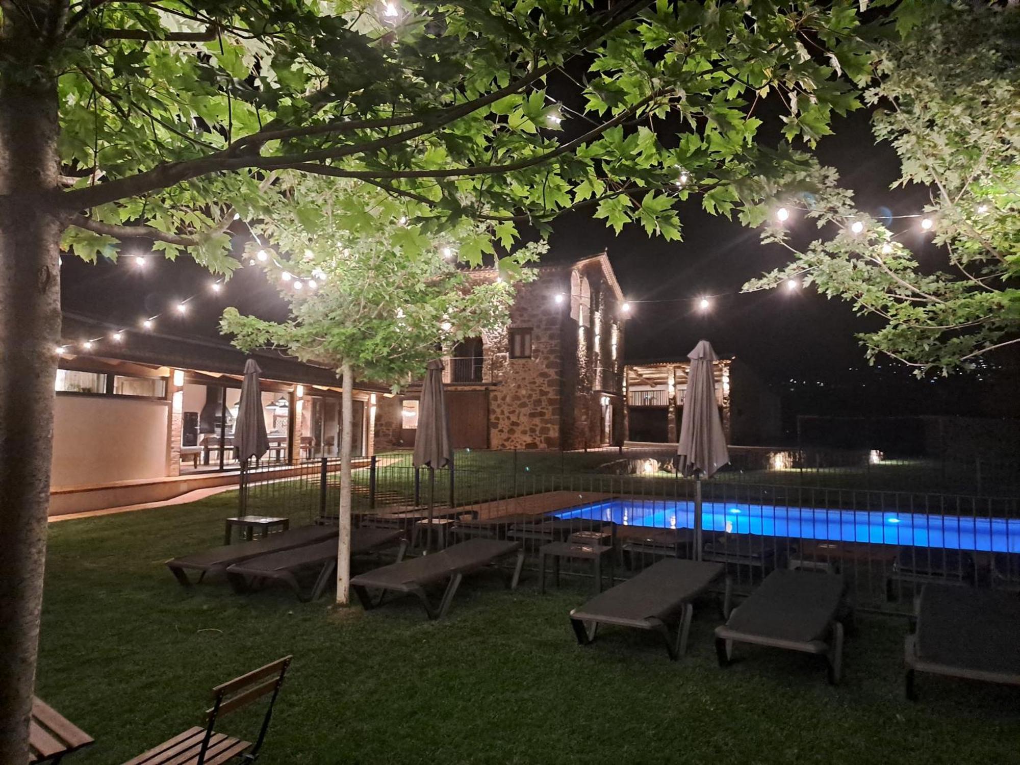 La Creu De La Pinya Villa Berga Bagian luar foto